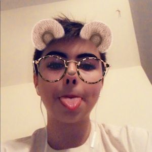 Meet your Posher, Carter